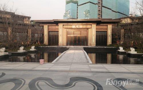 小区1000平水系环绕，600平海棠书院，1-13岁全年龄游乐区