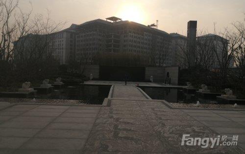 小区1000平水系环绕，600平海棠书院，1-13岁全年龄游乐区